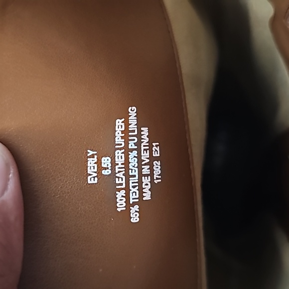 Ralph Lauren Womans Boots - Picture 6 of 9